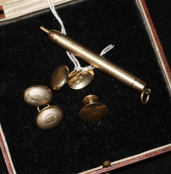 A Sampson Mordan & Co propelling pencil, an 18ct gold dress stud and a pair of gilt metal cufflinks.